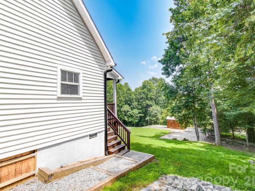 182 Ellerslie Acre None, Hendersonville, NC 28739.  MLS# CAR4385245, YatesRealty ID 48627. 