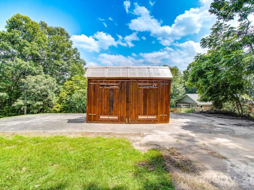 182 Ellerslie Acre None, Hendersonville, NC 28739.  MLS# CAR4385245, YatesRealty ID 48627. 