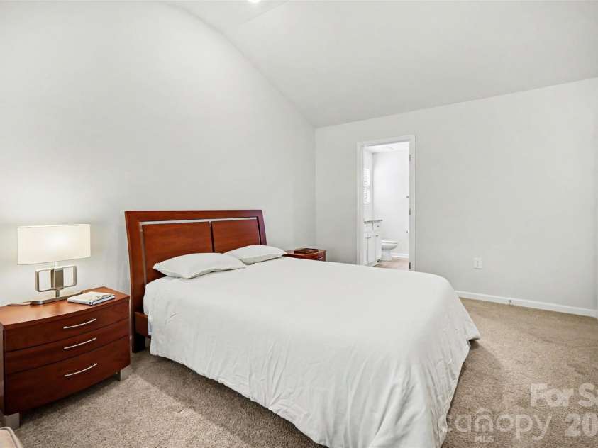 3150 Maple Ridge Drive, Gastonia, NC 28052.  MLS# CAR4420502, YatesRealty ID 48628. Primary Bedroom