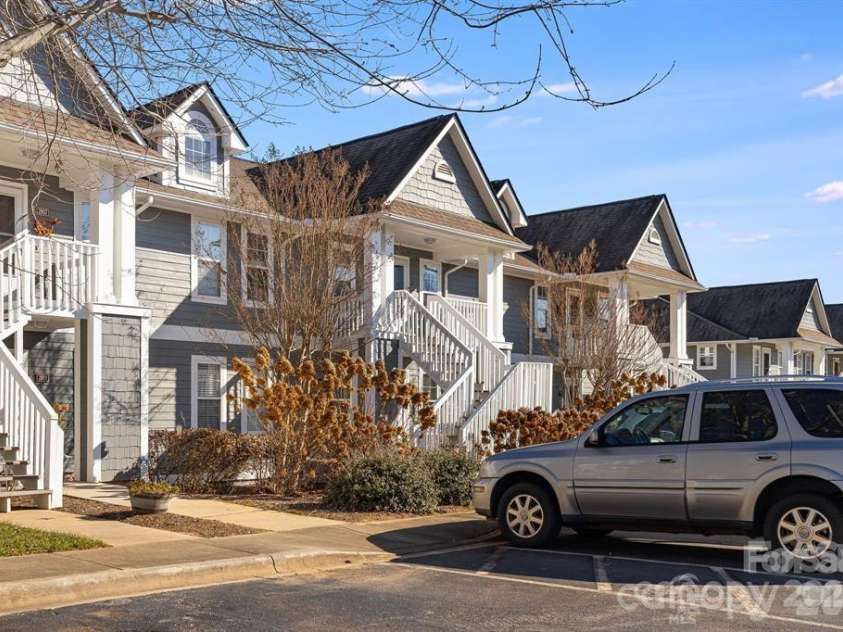 2904 Sagamore Lane, Asheville, NC 28806.  MLS# CAR4327519, YatesRealty ID 4863. 