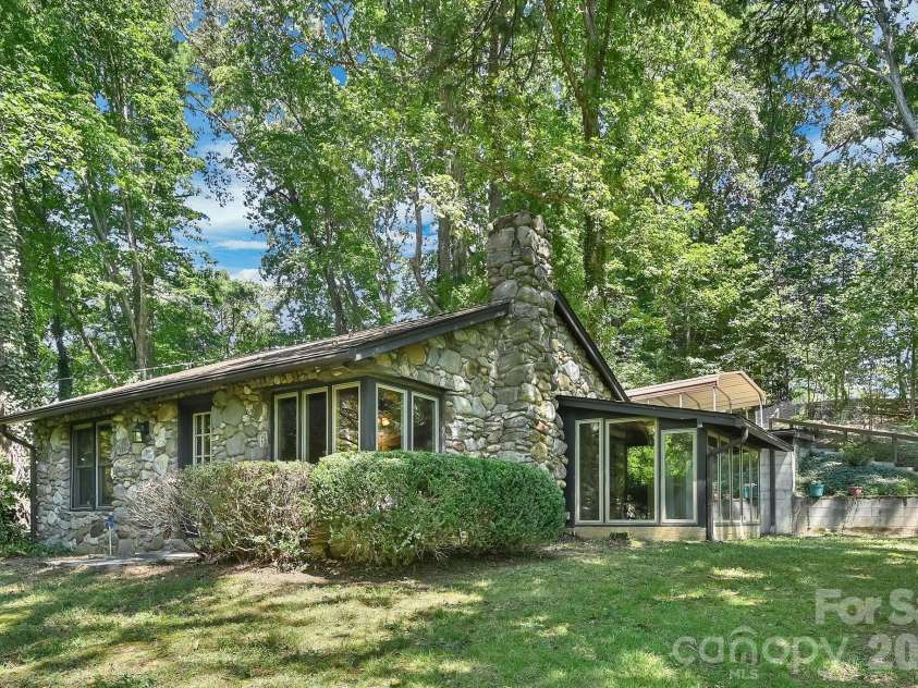 26 Candler School Road, Candler, NC 28715.  MLS# CAR4417181, YatesRealty ID 48630. 