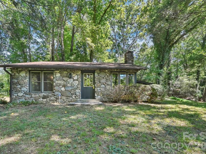 26 Candler School Road, Candler, NC 28715.  MLS# CAR4417181, YatesRealty ID 48630. 