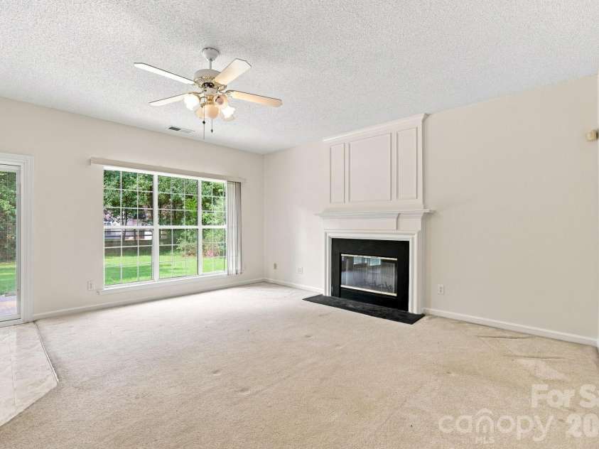 11215 Longhedge Lane, Charlotte, NC 28273.  MLS# CAR4410596, YatesRealty ID 48632. 