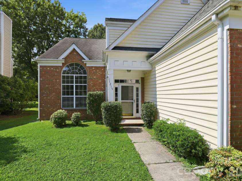 11215 Longhedge Lane, Charlotte, NC 28273.  MLS# CAR4410596, YatesRealty ID 48632. 