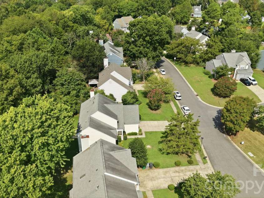 11215 Longhedge Lane, Charlotte, NC 28273.  MLS# CAR4410596, YatesRealty ID 48632. 