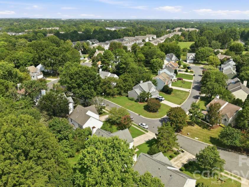 11215 Longhedge Lane, Charlotte, NC 28273.  MLS# CAR4410596, YatesRealty ID 48632. 