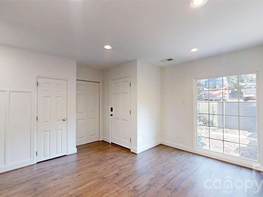 8014 Westcape Drive, Denver, NC 28037.  MLS# CAR4419153, YatesRealty ID 48633. 