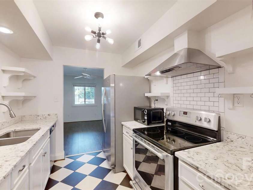 8014 Westcape Drive, Denver, NC 28037.  MLS# CAR4419153, YatesRealty ID 48633. 