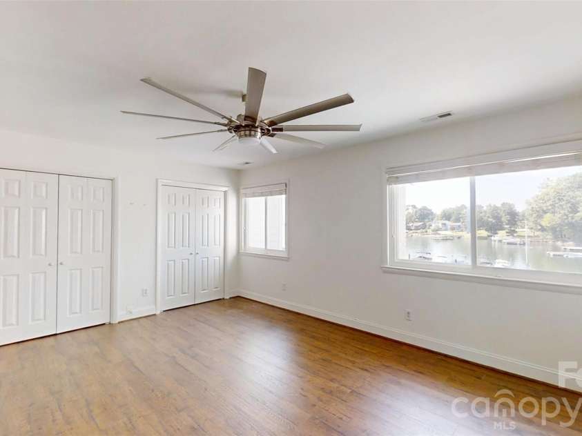 8014 Westcape Drive, Denver, NC 28037.  MLS# CAR4419153, YatesRealty ID 48633. 