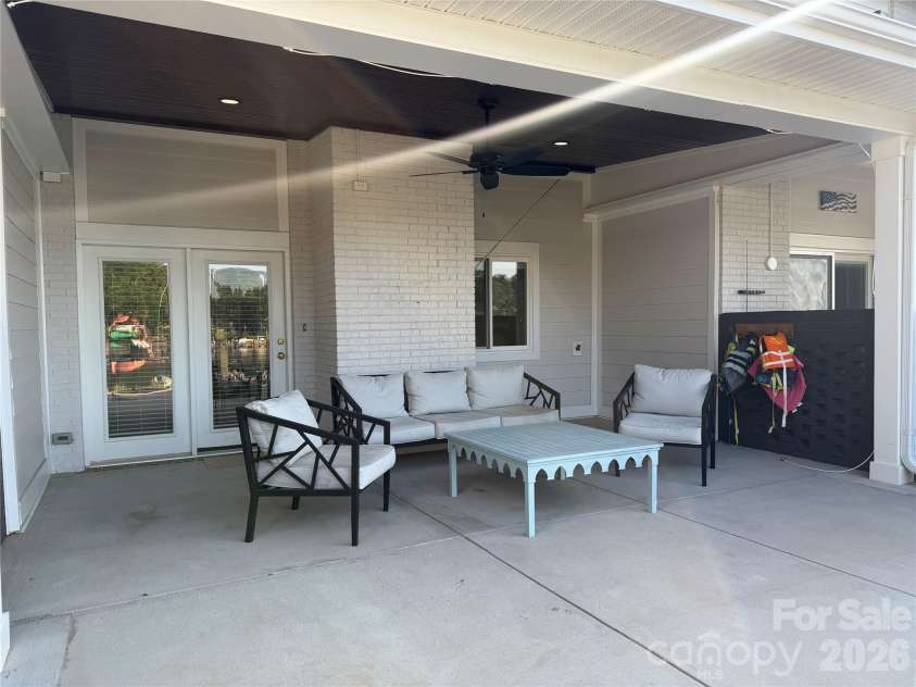 8014 Westcape Drive, Denver, NC 28037.  MLS# CAR4419153, YatesRealty ID 48633. 