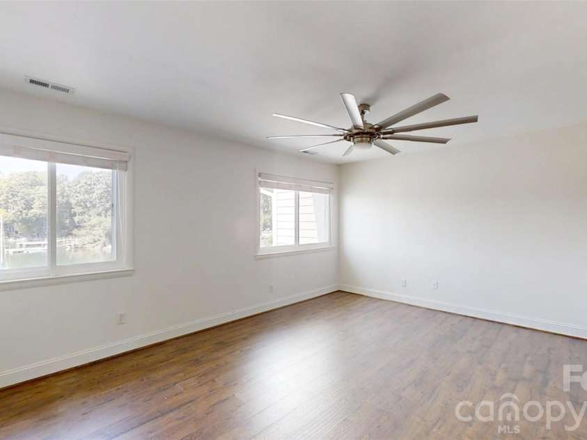 8014 Westcape Drive, Denver, NC 28037.  MLS# CAR4419153, YatesRealty ID 48633. Primary Bedroom