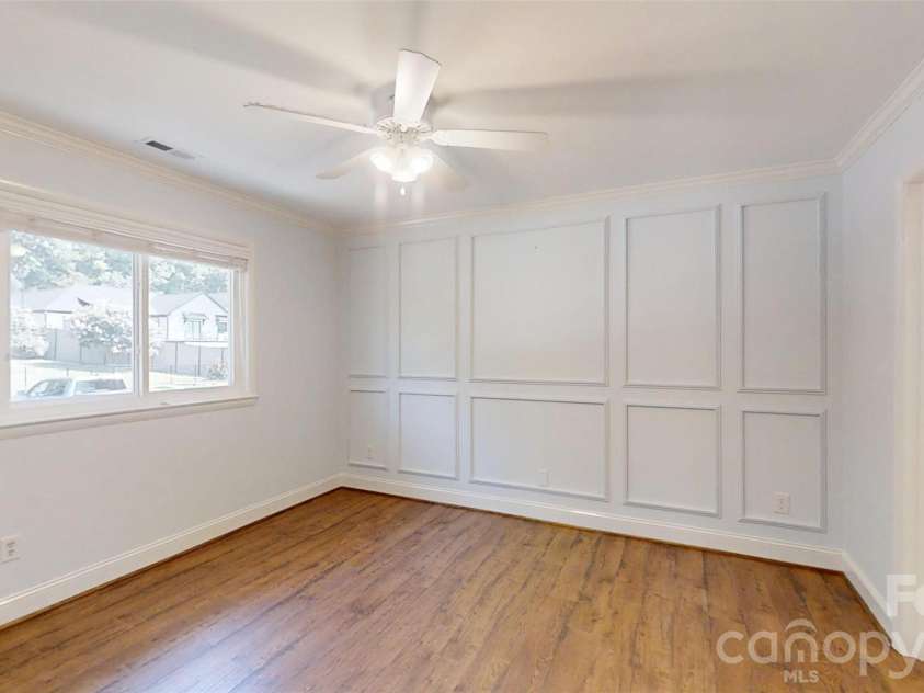 8014 Westcape Drive, Denver, NC 28037.  MLS# CAR4419153, YatesRealty ID 48633. Secondary Bedroom