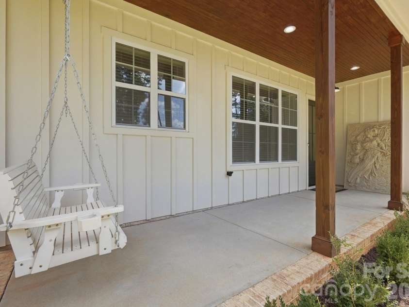 369 Sunderland Road, Belmont, NC 28012.  MLS# CAR4420473, YatesRealty ID 48634. 