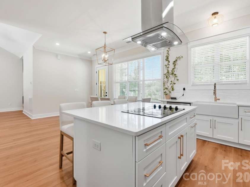 369 Sunderland Road, Belmont, NC 28012.  MLS# CAR4420473, YatesRealty ID 48634. 