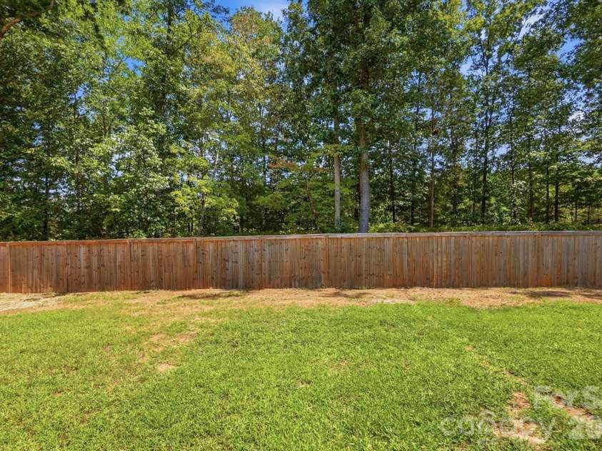 369 Sunderland Road, Belmont, NC 28012.  MLS# CAR4420473, YatesRealty ID 48634. 