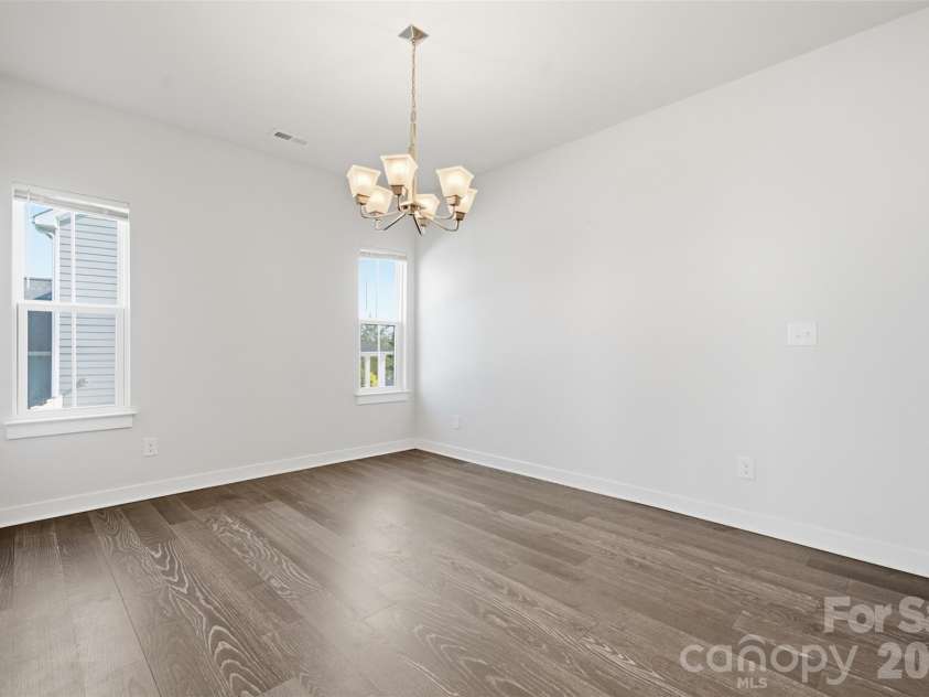 11124 Vanguard Parkway, Huntersville, NC 28078.  MLS# CAR4421110, YatesRealty ID 48635. Dining Room