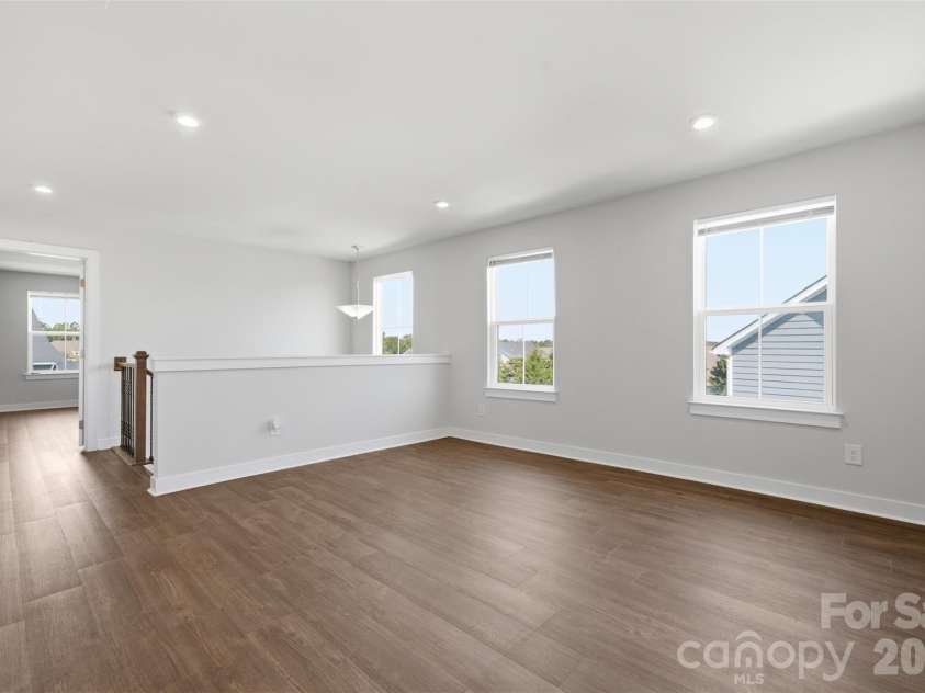 11124 Vanguard Parkway, Huntersville, NC 28078.  MLS# CAR4421110, YatesRealty ID 48635. Loft/Flex Space