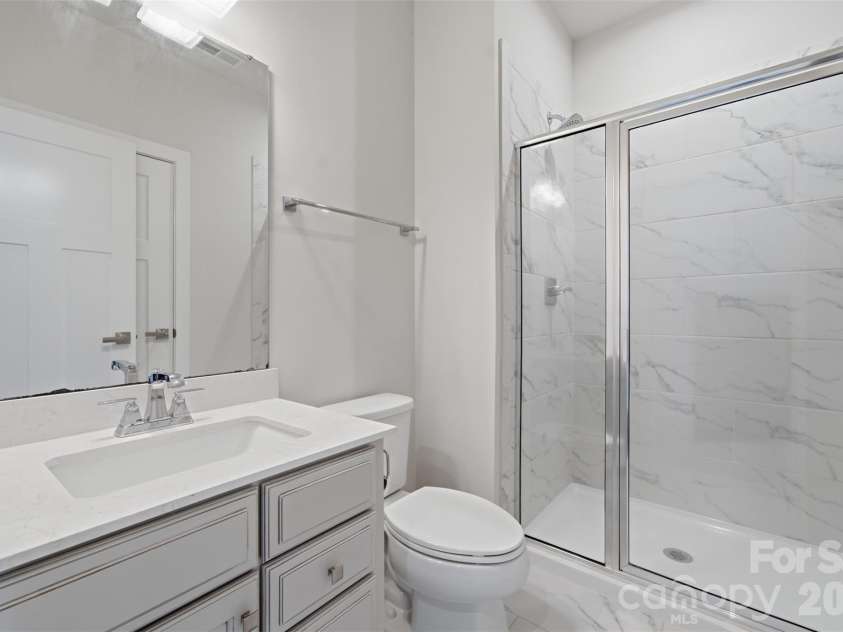 11124 Vanguard Parkway, Huntersville, NC 28078.  MLS# CAR4421110, YatesRealty ID 48635. Main Floor Bathroom