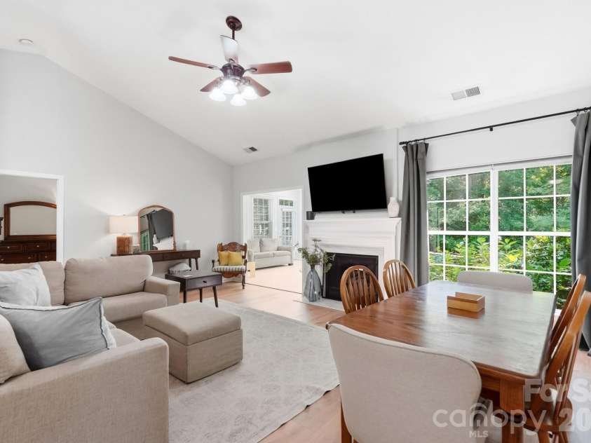 1636 Heather Glen Road, Kannapolis, NC 28081.  MLS# CAR4421469, YatesRealty ID 48636. 