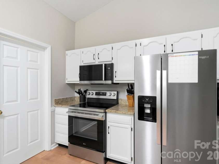 1636 Heather Glen Road, Kannapolis, NC 28081.  MLS# CAR4421469, YatesRealty ID 48636. 