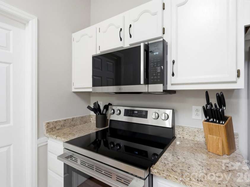 1636 Heather Glen Road, Kannapolis, NC 28081.  MLS# CAR4421469, YatesRealty ID 48636. 