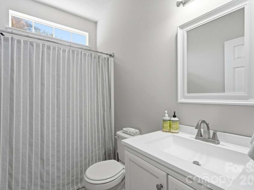 1636 Heather Glen Road, Kannapolis, NC 28081.  MLS# CAR4421469, YatesRealty ID 48636. 
