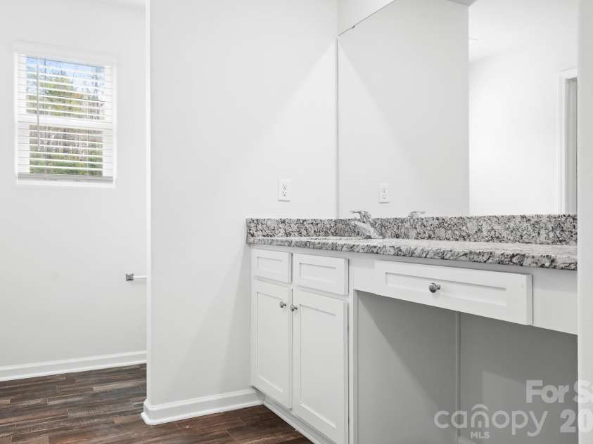107 Frank Burns Way, Kings Mountain, NC 28086.  MLS# CAR4418335, YatesRealty ID 48637. 
