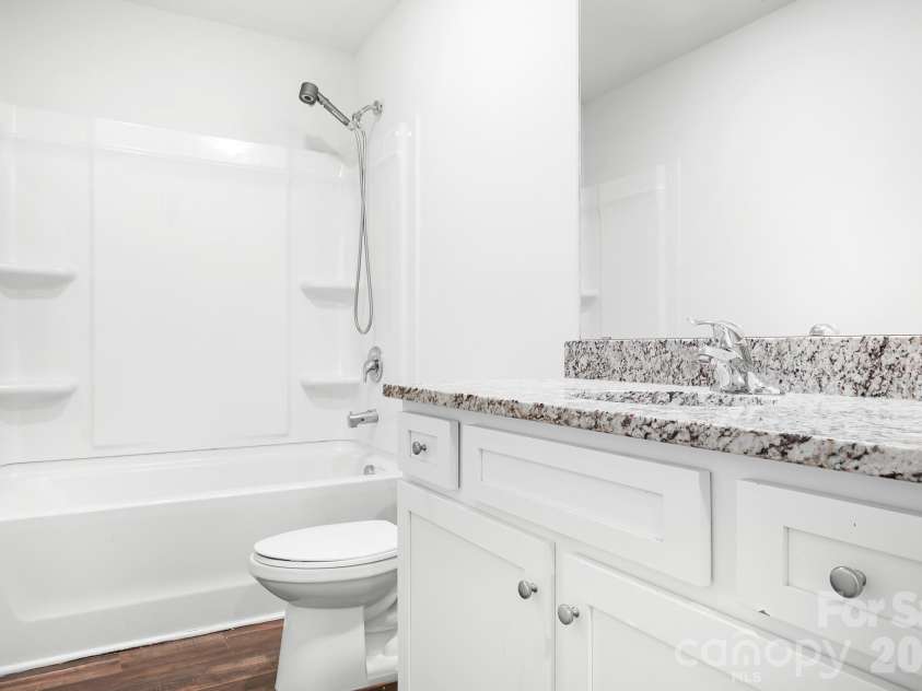 107 Frank Burns Way, Kings Mountain, NC 28086.  MLS# CAR4418335, YatesRealty ID 48637. 