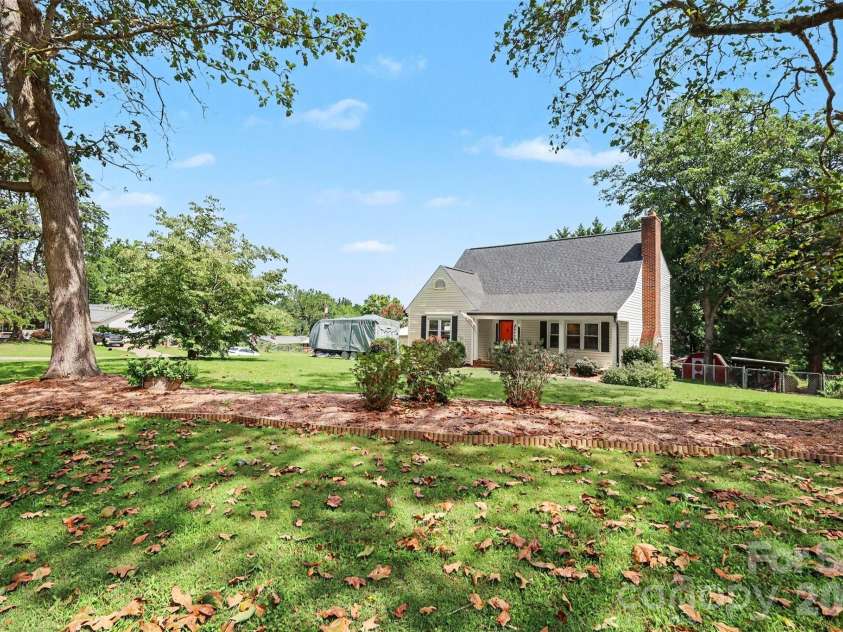 2318 Old Hickory Grove Road, Mount Holly, NC 28120.  MLS# CAR4409723, YatesRealty ID 48638. 