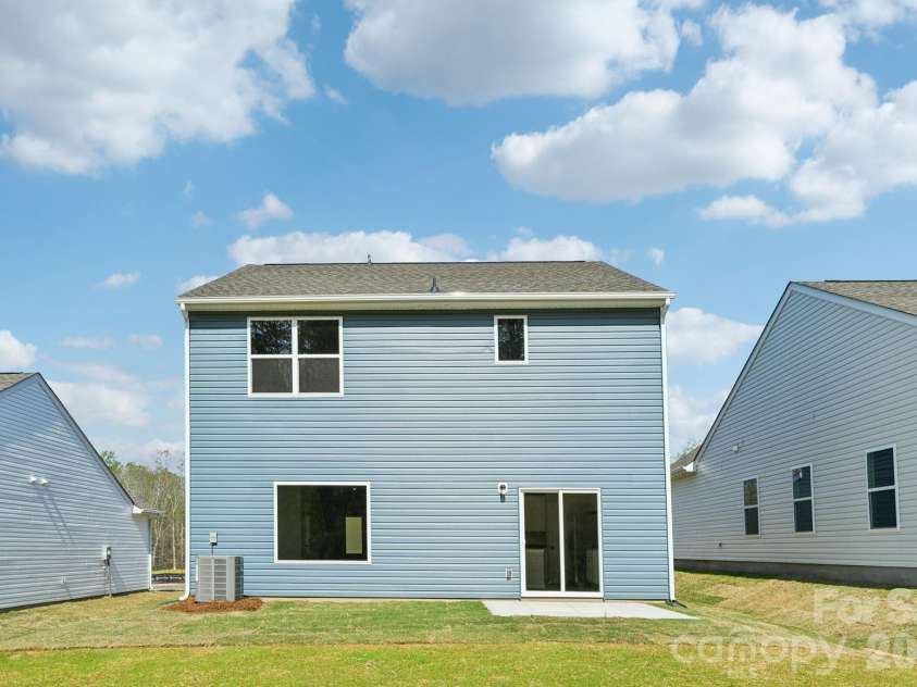 818 Willow Estates Drive, Shelby, NC 28150.  MLS# CAR4374018, YatesRealty ID 48639. 