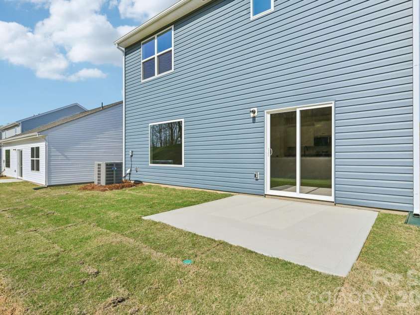 818 Willow Estates Drive, Shelby, NC 28150.  MLS# CAR4374018, YatesRealty ID 48639. 