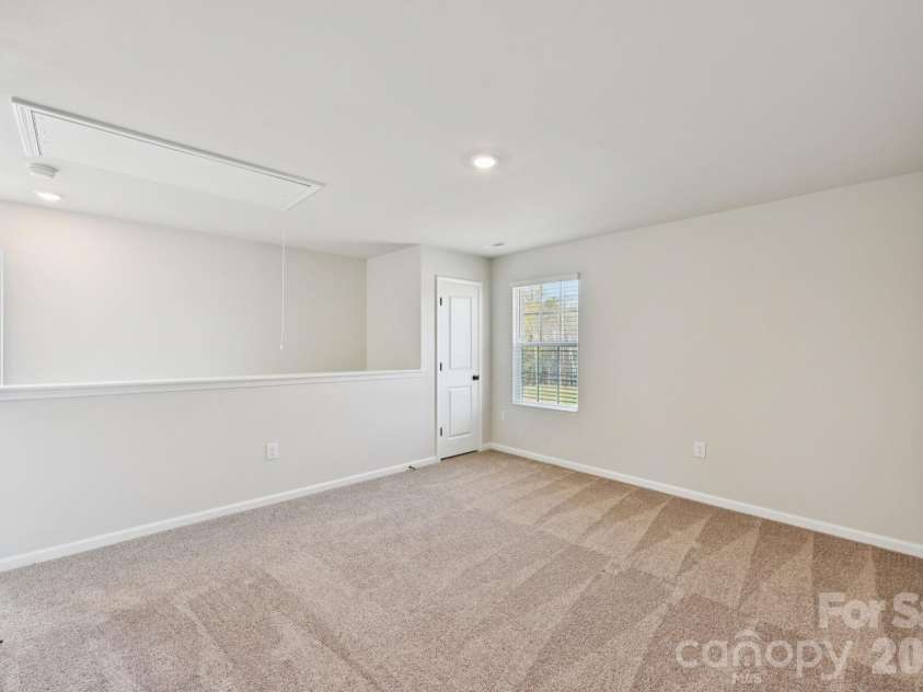 818 Willow Estates Drive, Shelby, NC 28150.  MLS# CAR4374018, YatesRealty ID 48639. 