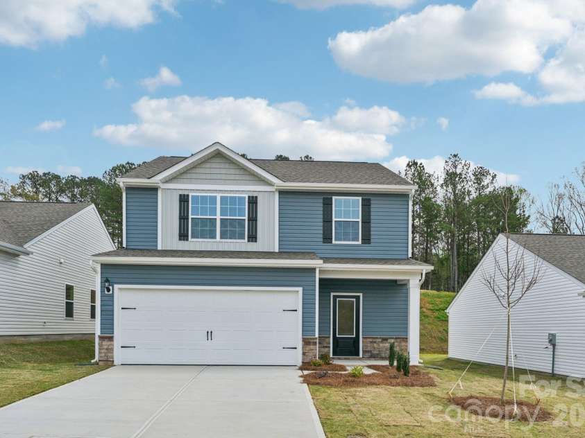 818 Willow Estates Drive, Shelby, NC 28150.  MLS# CAR4374018, YatesRealty ID 48639. Example of the Avery built at 818 Willow Estates Drive.