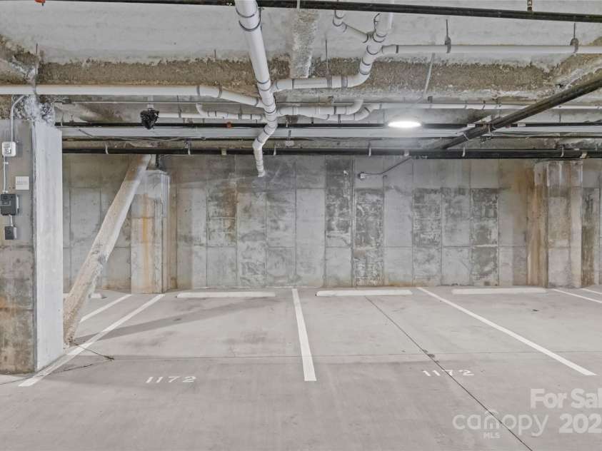 1172 Queens Road, Charlotte, NC 28207.  MLS# CAR4296406, YatesRealty ID 4864. 