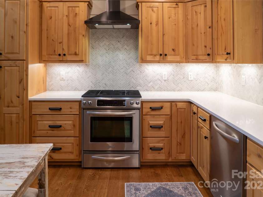 163 Cabin Bluff Drive, Marion, NC 28752.  MLS# CAR4251327, YatesRealty ID 4864. 