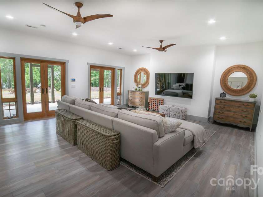 163 Cabin Bluff Drive, Marion, NC 28752.  MLS# CAR4251327, YatesRealty ID 4864. 