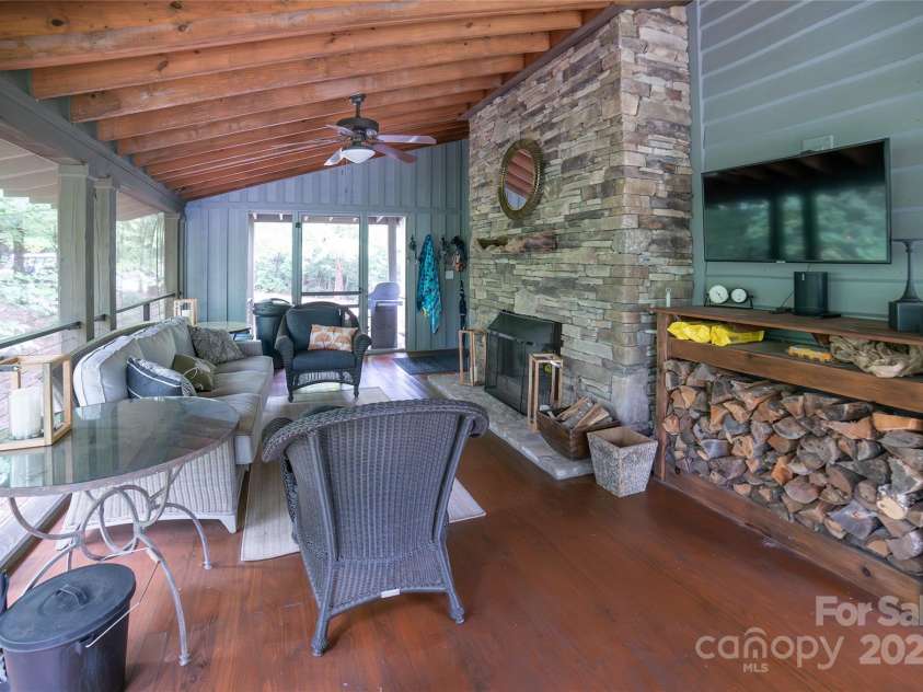 163 Cabin Bluff Drive, Marion, NC 28752.  MLS# CAR4251327, YatesRealty ID 4864. 