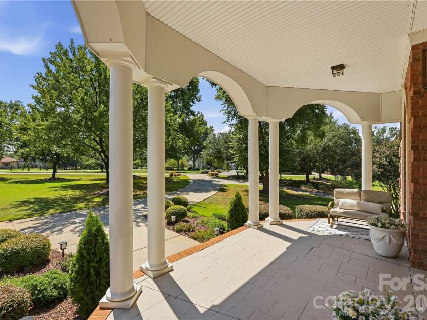 459 Valley Run Drive, Waxhaw, NC 28173.  MLS# CAR4420885, YatesRealty ID 48640. 