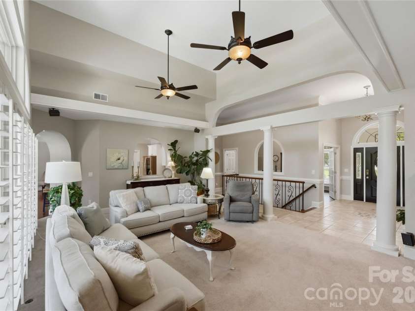 459 Valley Run Drive, Waxhaw, NC 28173.  MLS# CAR4420885, YatesRealty ID 48640. 