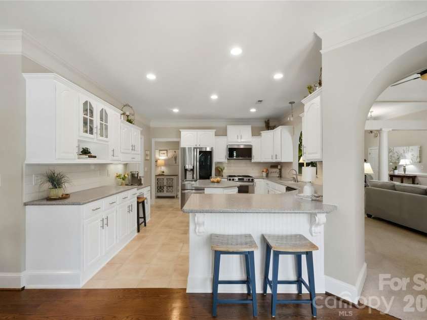 459 Valley Run Drive, Waxhaw, NC 28173.  MLS# CAR4420885, YatesRealty ID 48640. 