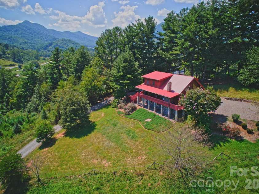 27 Winn Drive, Leicester, NC 28748.  MLS# CAR4419621, YatesRealty ID 48643. 