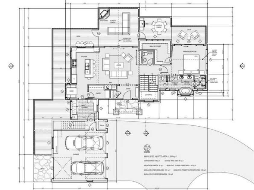 1915 Creston Drive, Black Mountain, NC 28711.  MLS# CAR4402197, YatesRealty ID 48644. Main level living includes large primary suite with private deck.