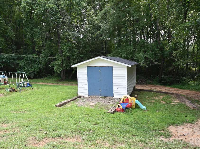 2348 John Coffey Road, Morganton, NC 28655.  MLS# CAR4421105, YatesRealty ID 48646. 