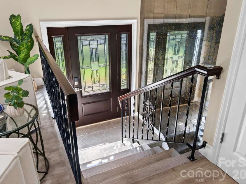 65 Beechwood Road, Asheville, NC 28805.  MLS# CAR4420830, YatesRealty ID 48649. 