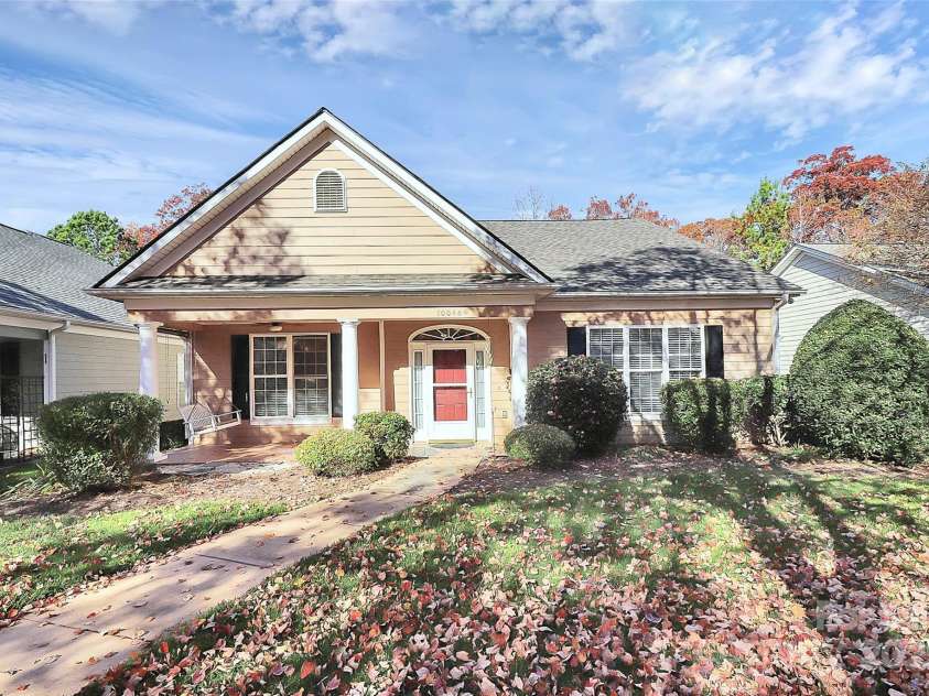 10046 Bishops Gate Boulevard, Pineville, NC 28134.  MLS# CAR4322219, YatesRealty ID 4865. 