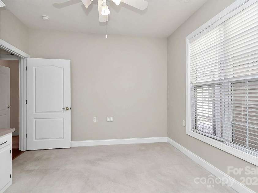10046 Bishops Gate Boulevard, Pineville, NC 28134.  MLS# CAR4322219, YatesRealty ID 4865. BEDROOM #2