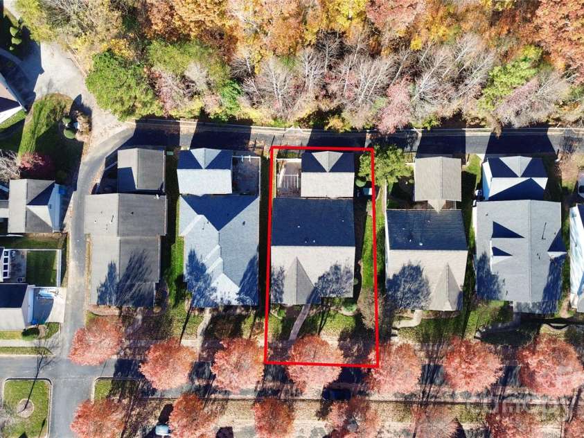 10046 Bishops Gate Boulevard, Pineville, NC 28134.  MLS# CAR4322219, YatesRealty ID 4865. FRONT TO REAR ALLEY