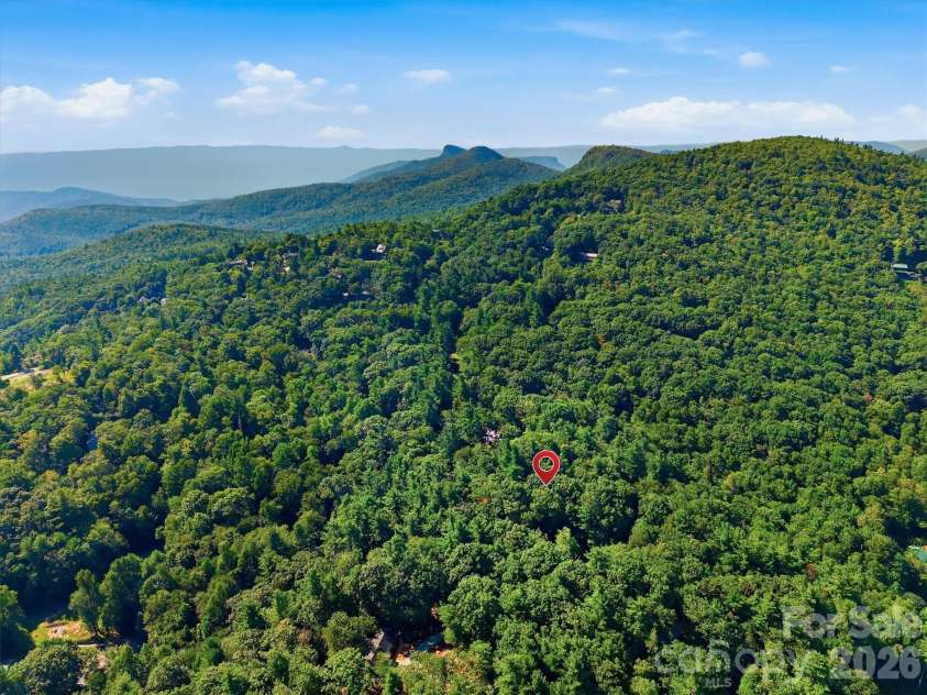 7036 Rhododendron Drive, Newland, NC 28657.  MLS# CAR4420538, YatesRealty ID 48650. 