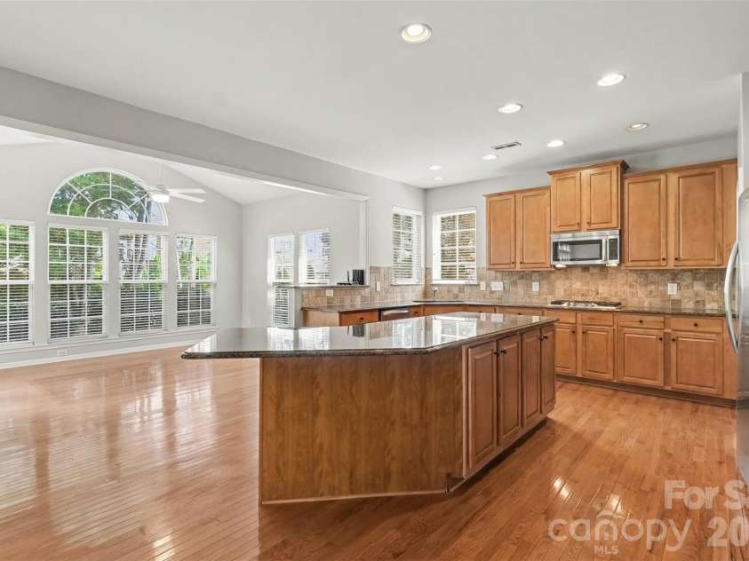 2521 Becket Ridge Road, Charlotte, NC 28270.  MLS# CAR4419953, YatesRealty ID 48652. 