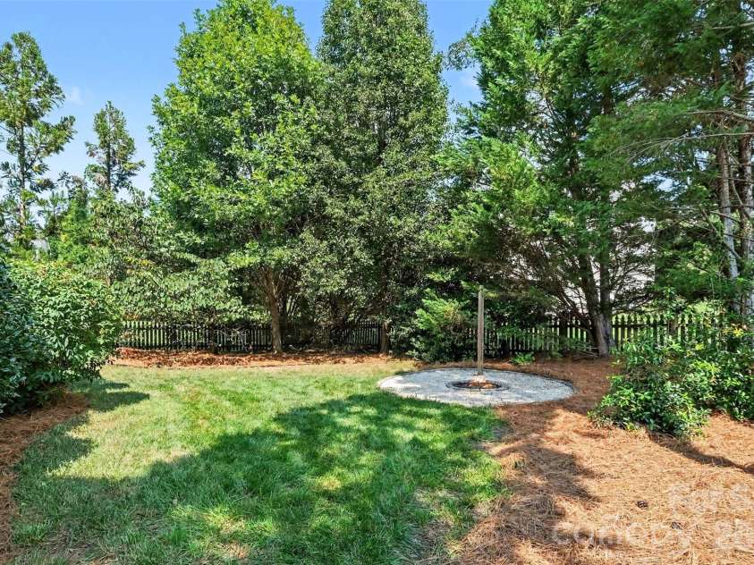 2521 Becket Ridge Road, Charlotte, NC 28270.  MLS# CAR4419953, YatesRealty ID 48652. 